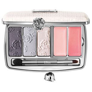 Quer ganhar uma Dior Garden Clutch?