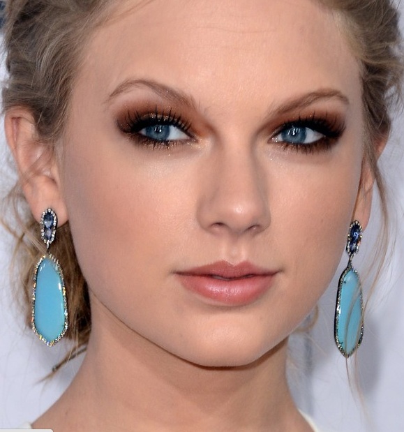 Taylor Swift Peoples Choice Awards