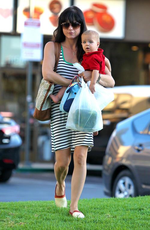 Selma Blair Skip Hop